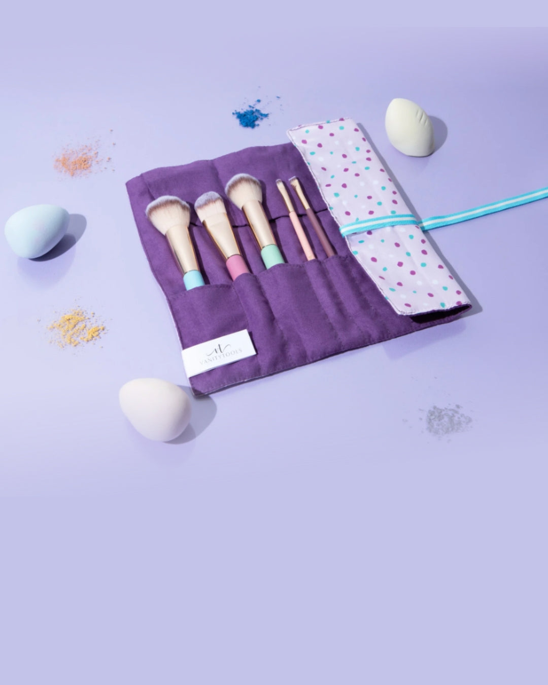 Makeup Brush Holder with brushes organized for travel and daily use